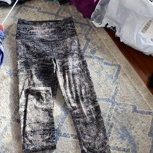 Athleta Elation Glades 7/8 Tight